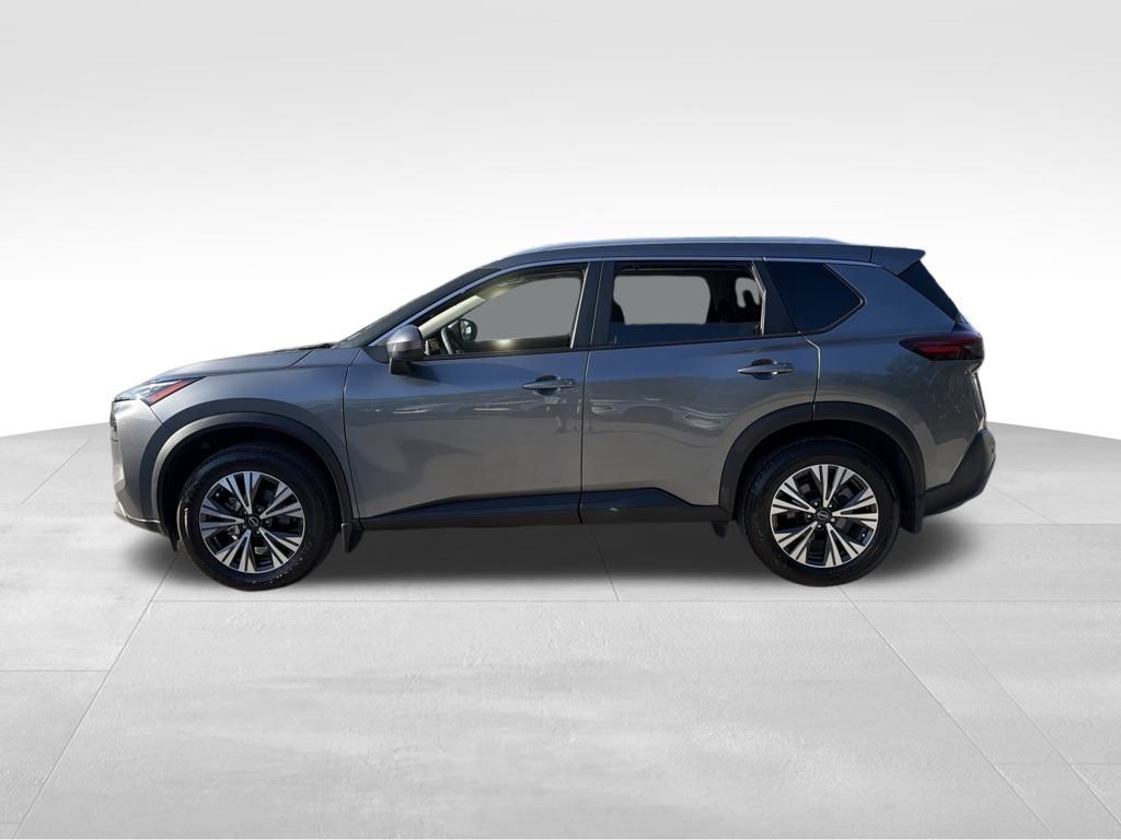 2023 Nissan Rogue SV photo 4