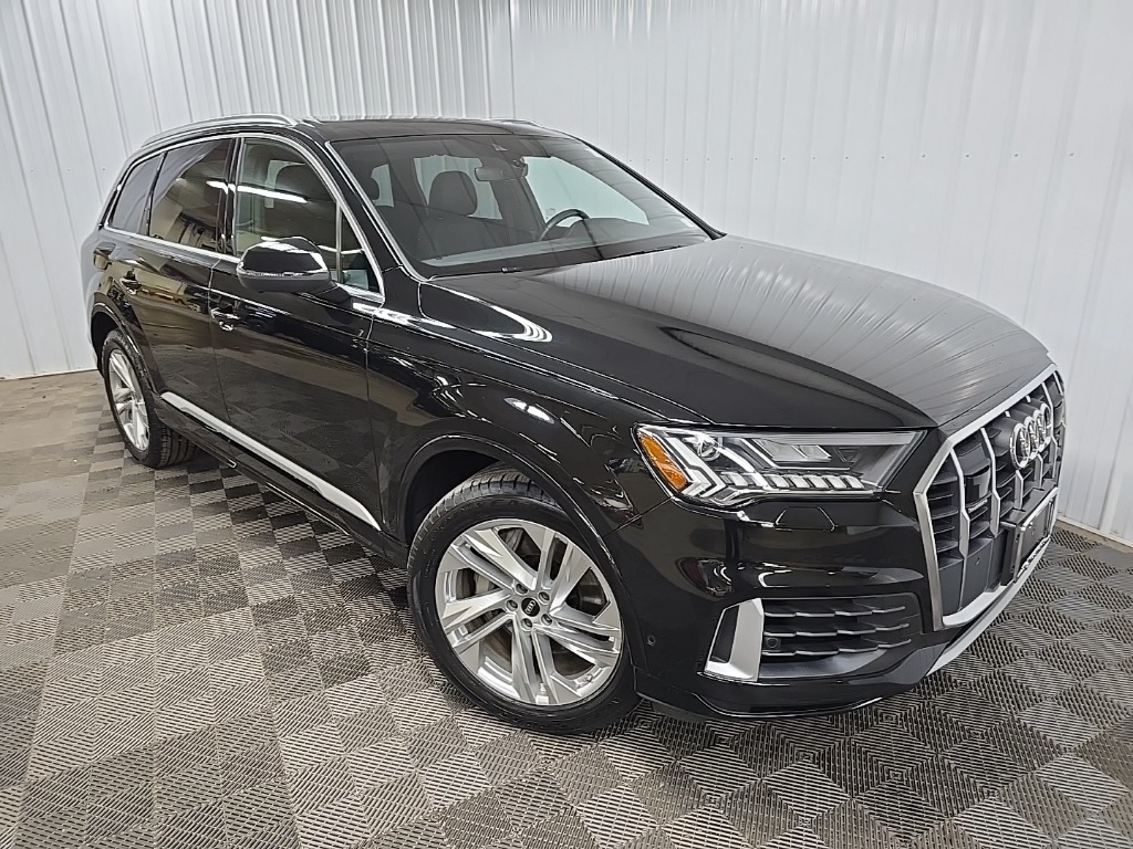 2023 Audi Q7 55 Premium Plus photo 7