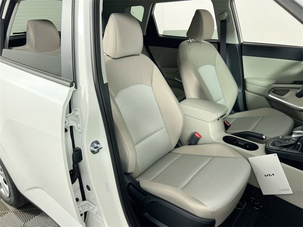 2025 Kia Soul LX S photo 28