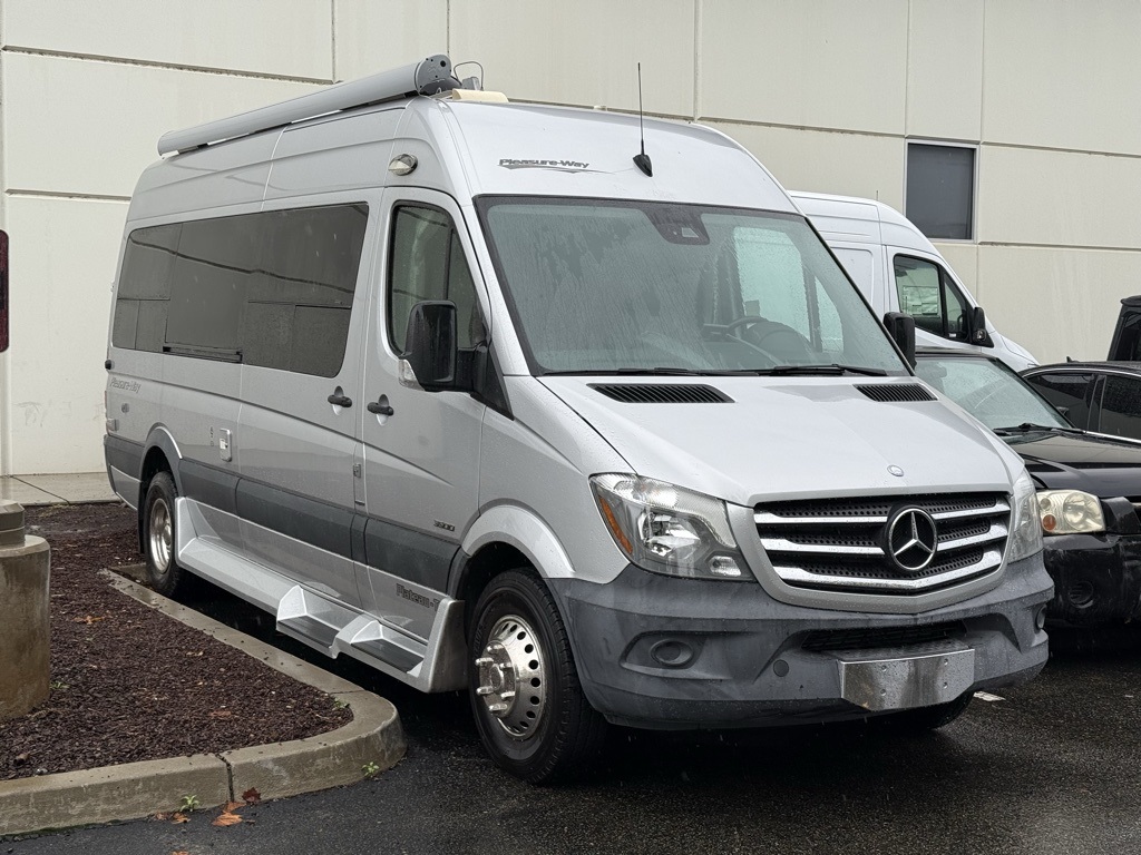 2014 Mercedes-Benz Sprinter Cargo Van Base's photo