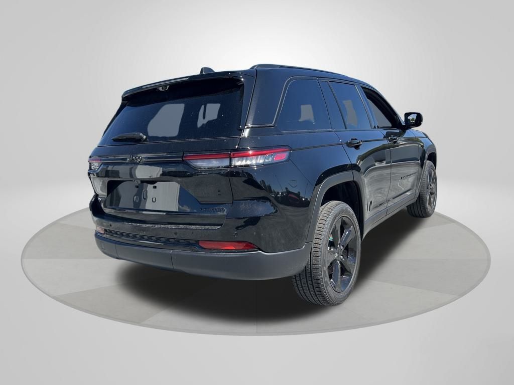 2025 Jeep Grand Cherokee Limited photo 7