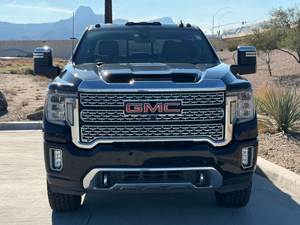 2023 Gmc Sierra HD Denali photo 2