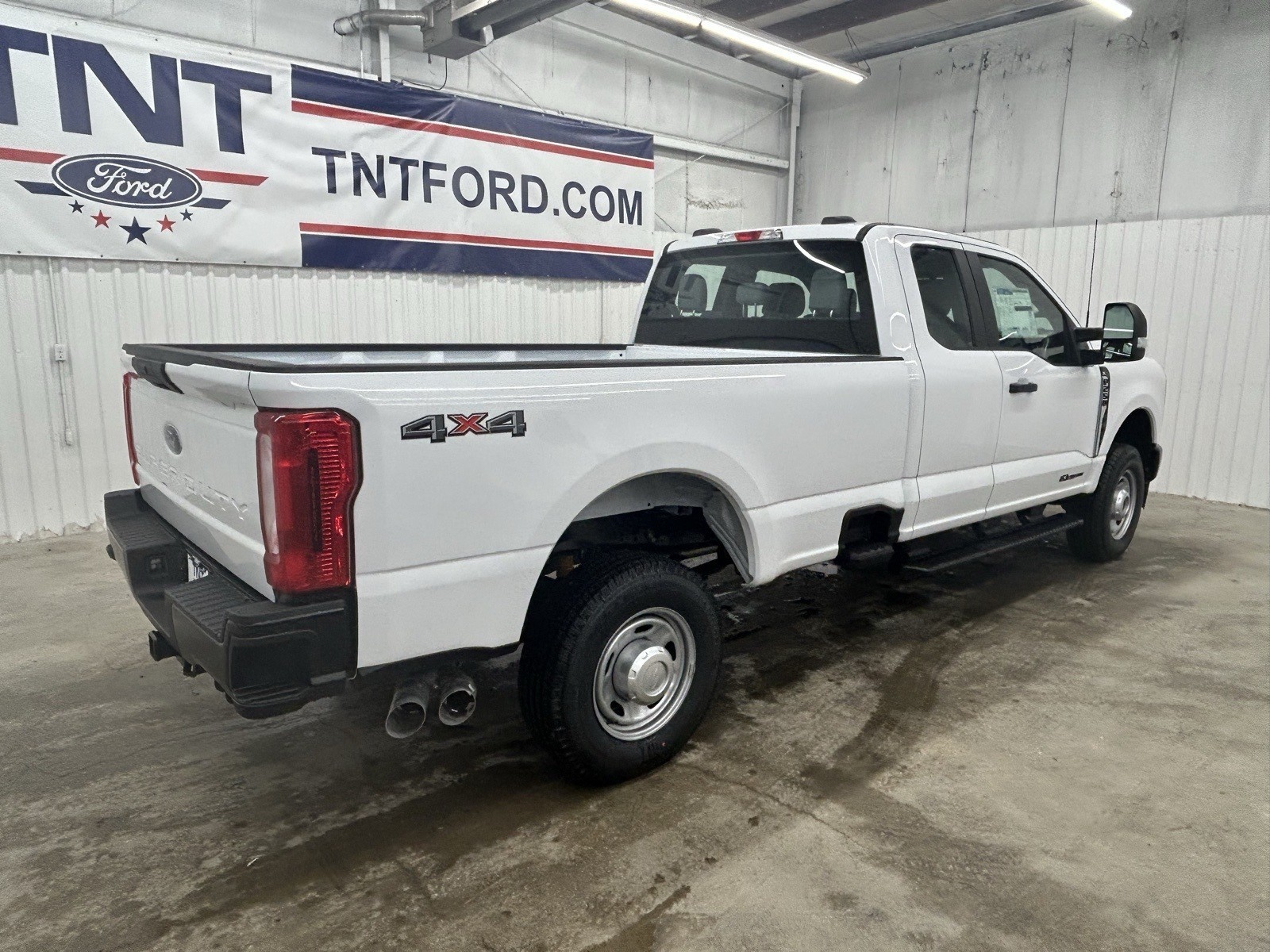2025 Ford F-250 XLT photo 3