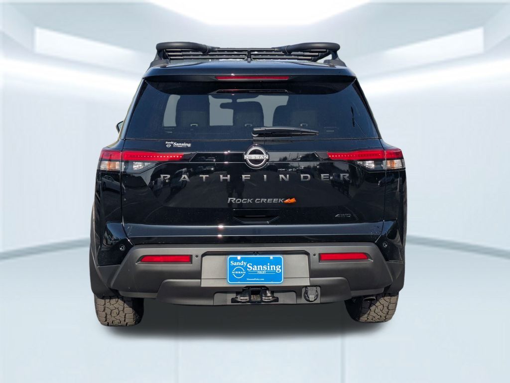 2025 Nissan Pathfinder Rock Creek photo 3