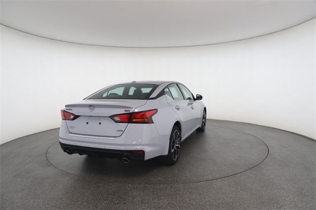 2023 Nissan Altima 2.5 SR photo 15