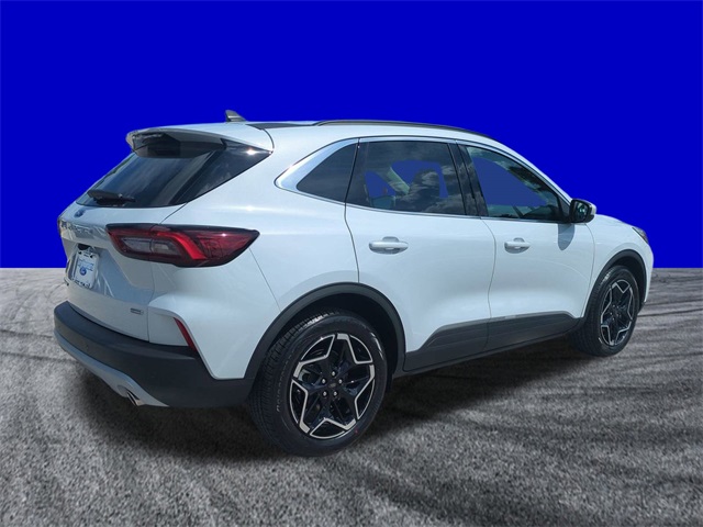 2025 Ford Escape Platinum photo 3