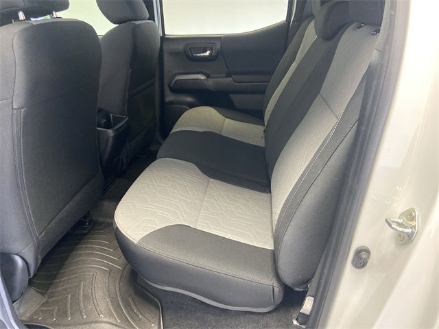 2023 Toyota Tacoma SR5 photo 28