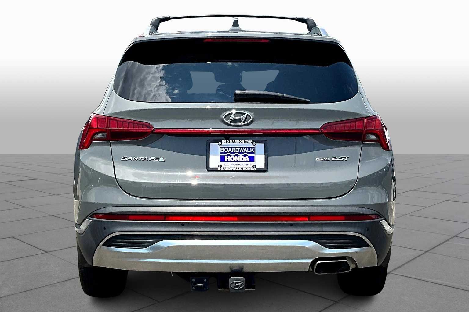 2021 Hyundai Santa Fe Limited photo 3