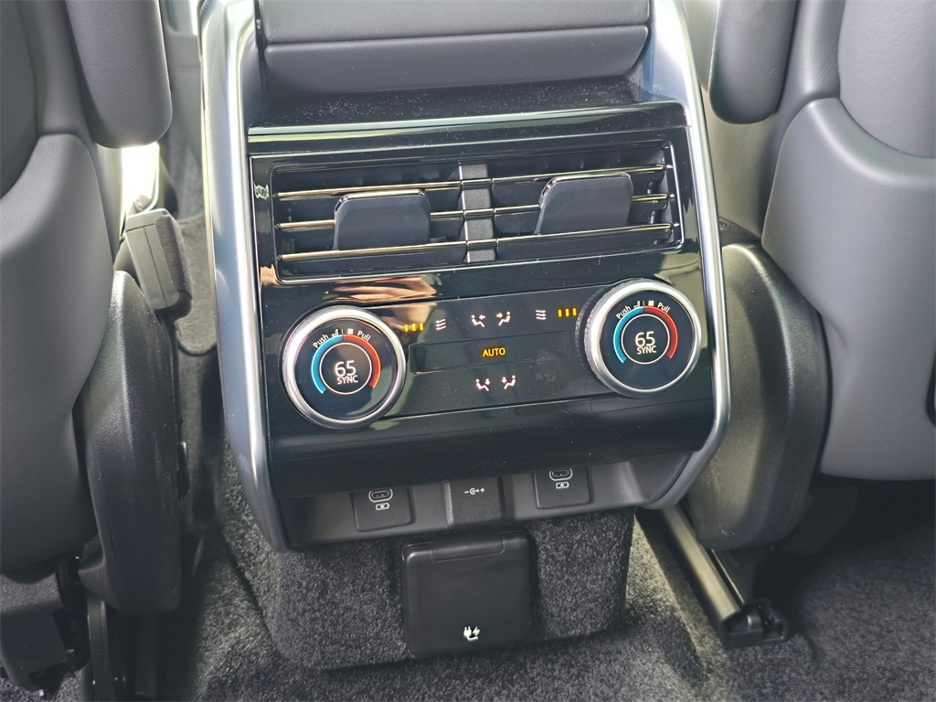 2025 Land Rover Range Rover Autobiography photo 23