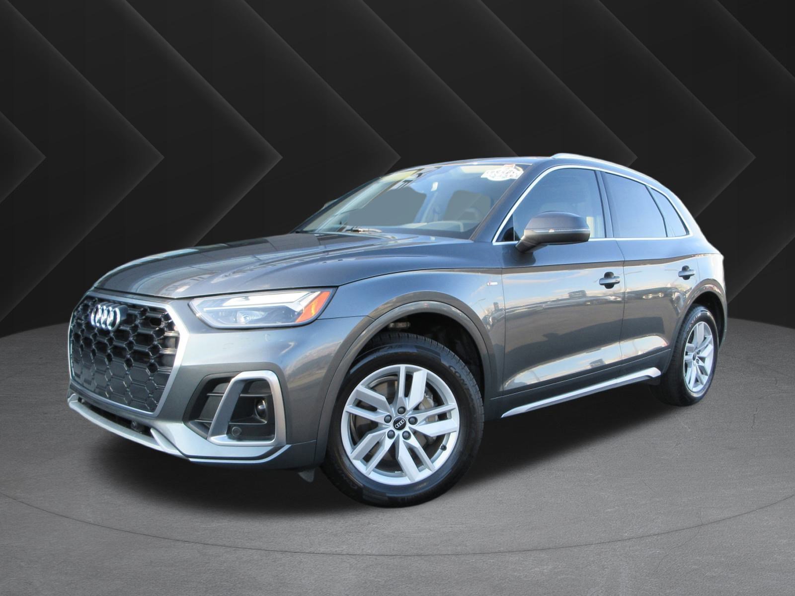 2022 Audi Q5 Premium's photo