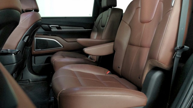 Used 2024 EBONY BLAC Kia EX image 23