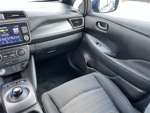 2023 Nissan Leaf S photo 13