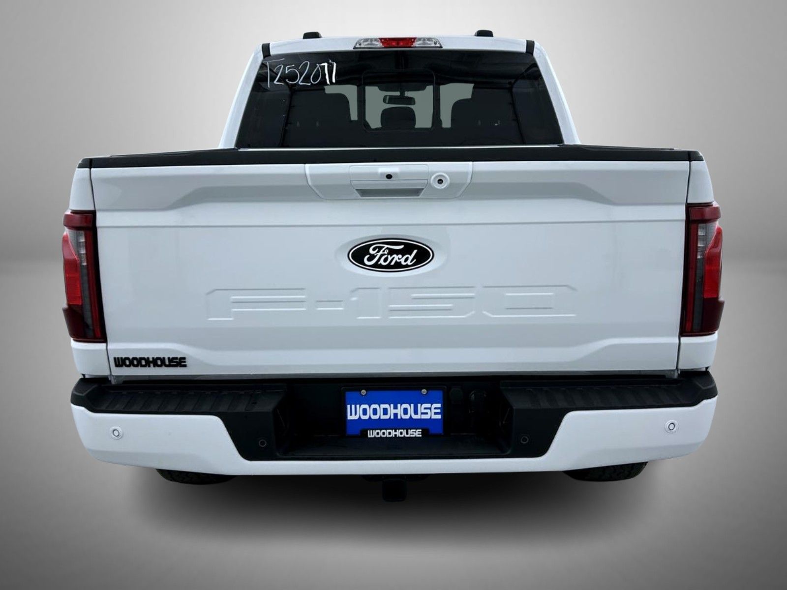 2025 Ford F-150 XLT photo 4