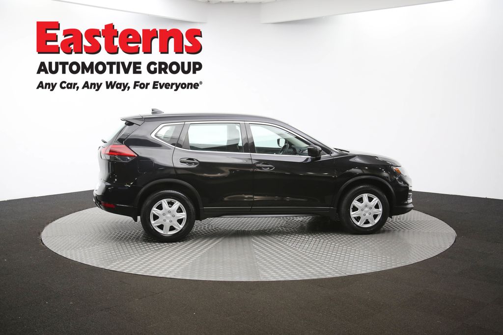 2018 Nissan Rogue S photo 29
