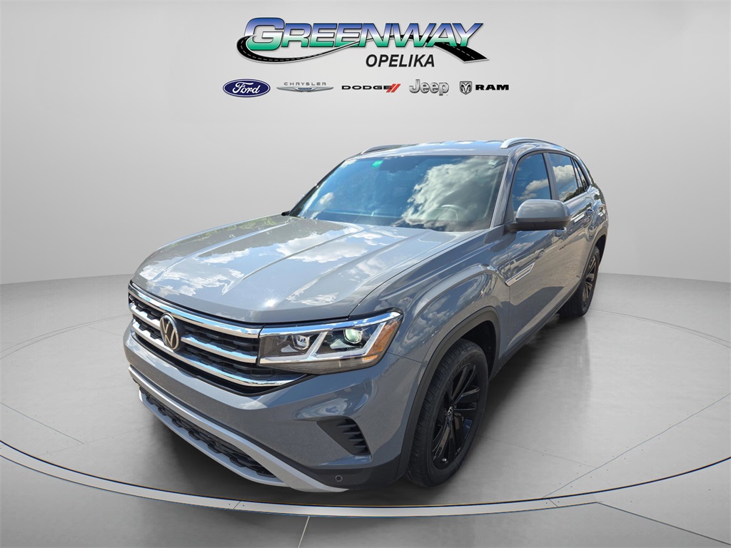 2022 Volkswagen Atlas Cross Sport SE Technology photo 3