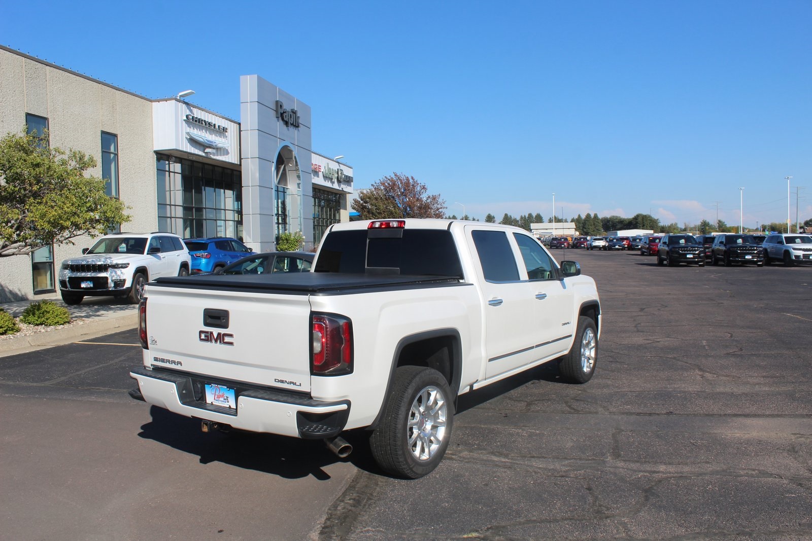 Used 2018 GMC Sierra 1500 Denali Denali with VIN 3GTU2PECXJG601226 for sale in Luverne, Minnesota