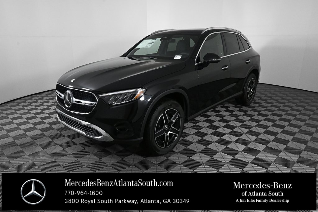 2026 Mercedes-Benz GLC Base's photo