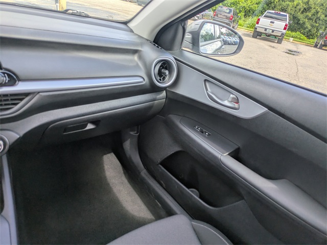 2023 Kia Forte LXS photo 15
