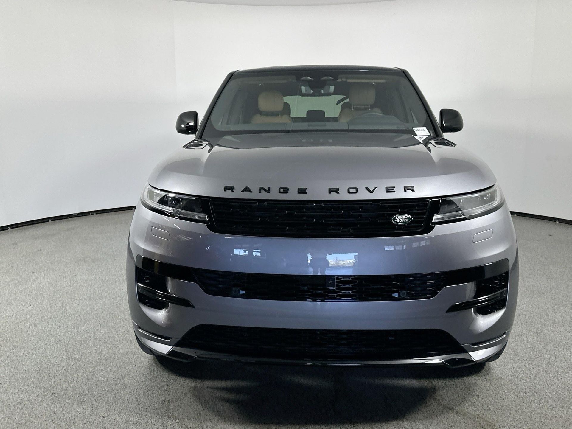 2025 Land Rover Range Rover Sport SE photo 2