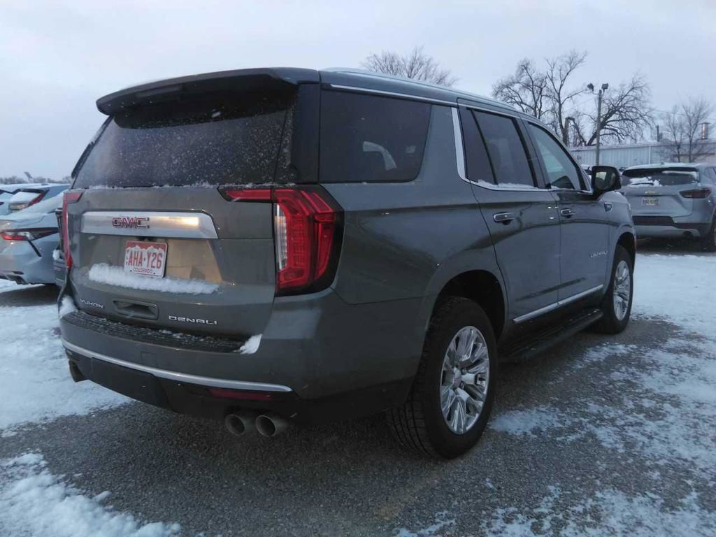 2024 GMC Yukon Denali's photo