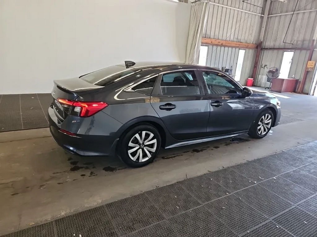 2024 Honda Civic LX photo 2