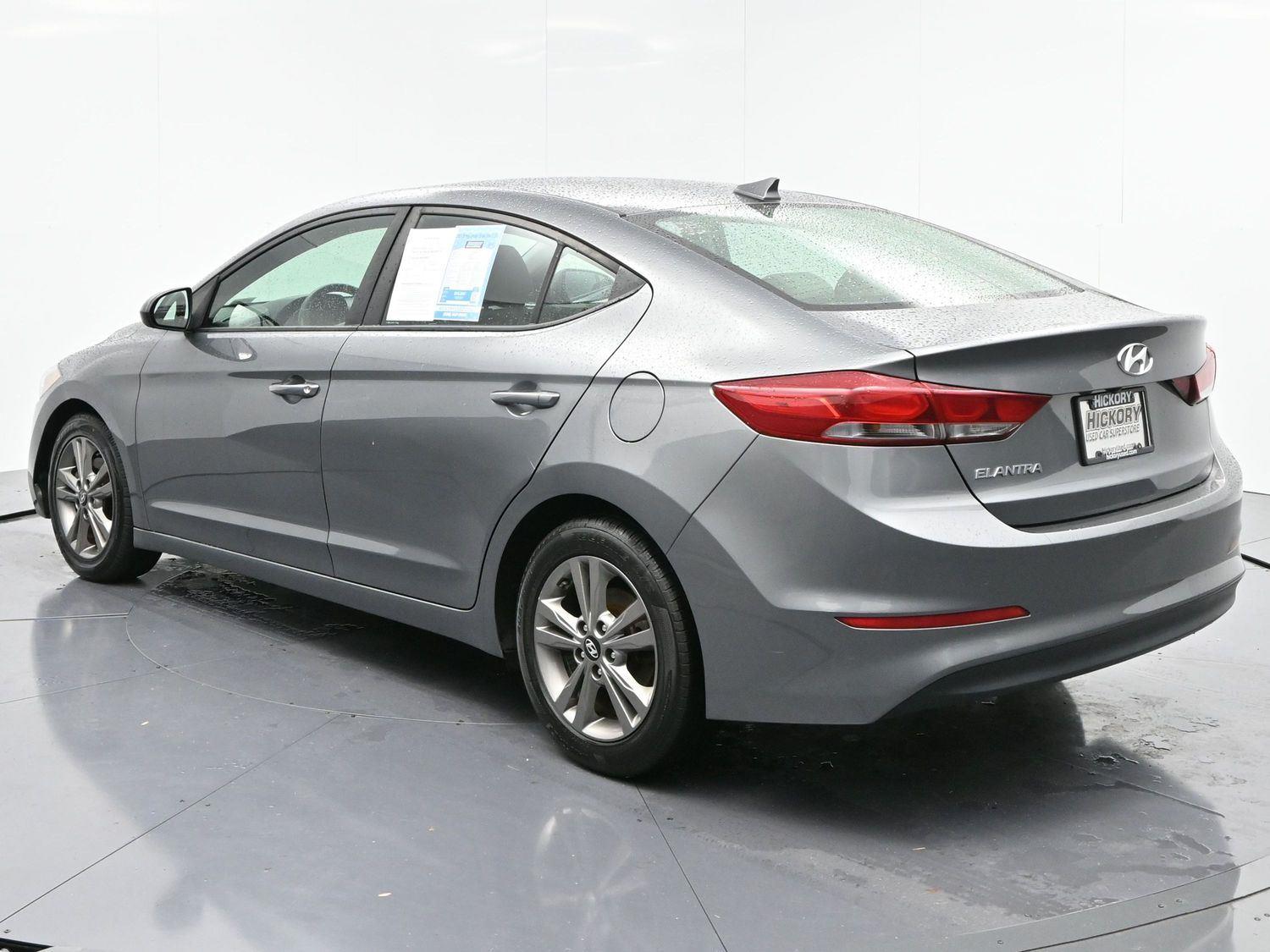 2018 Hyundai Elantra SEL Value Edition Limited photo 3