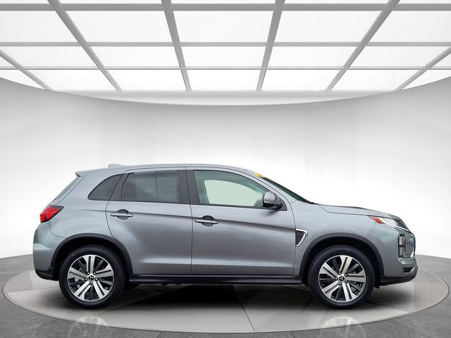 2024 Mitsubishi Outlander Sport SE photo 4