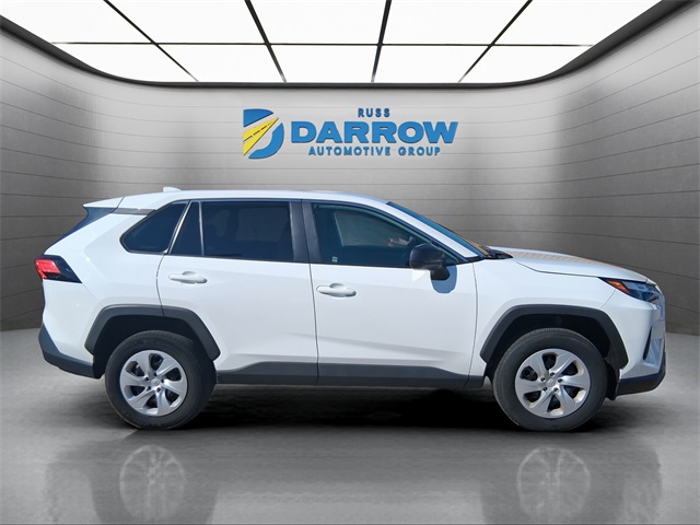 2023 Toyota RAV4 LE photo 4