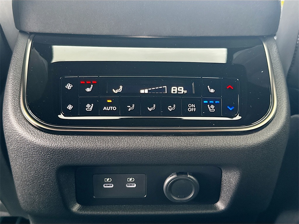 2026 Infiniti QX80 Sensory photo 24