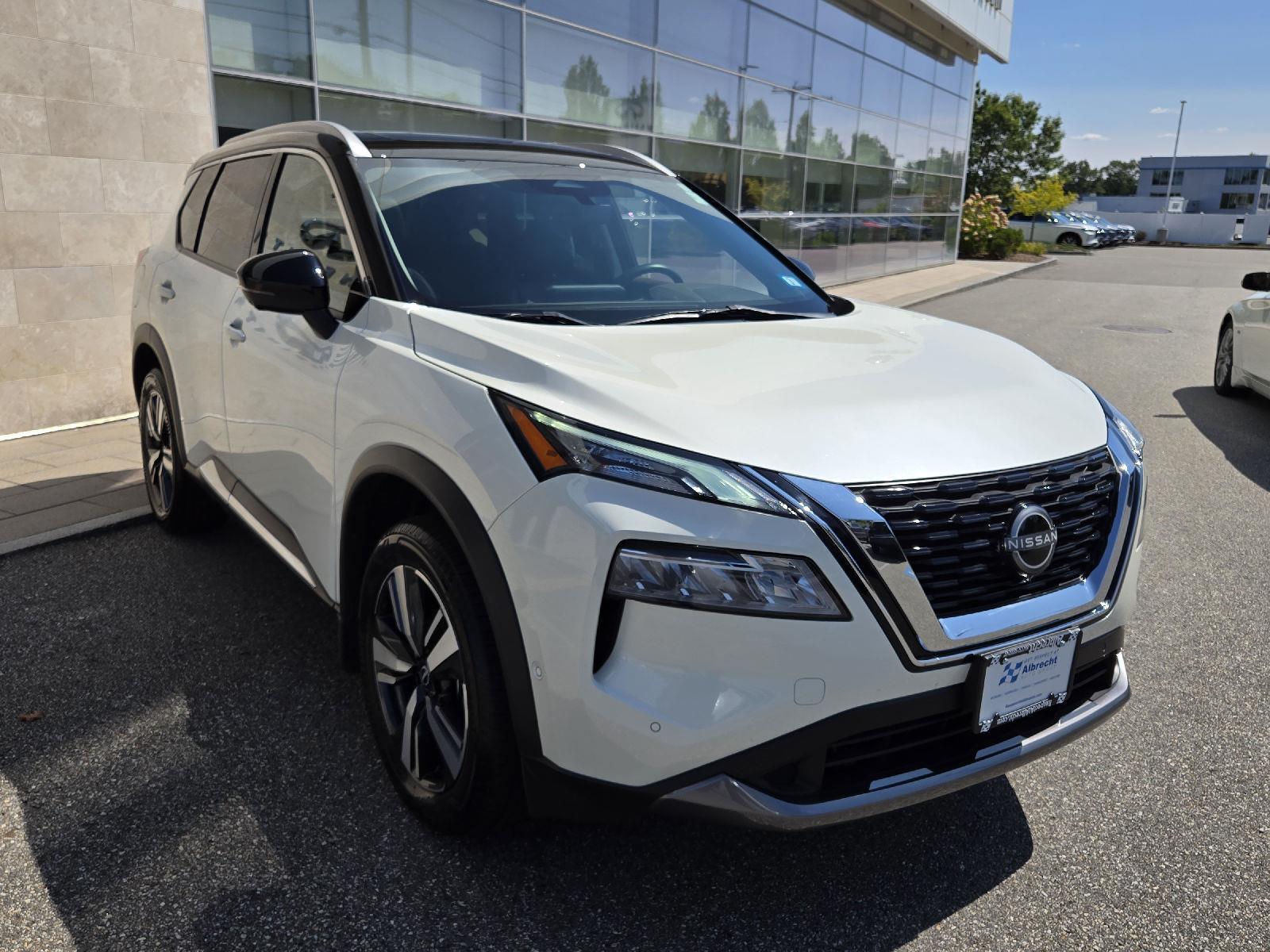 2023 Nissan Rogue SL photo 16