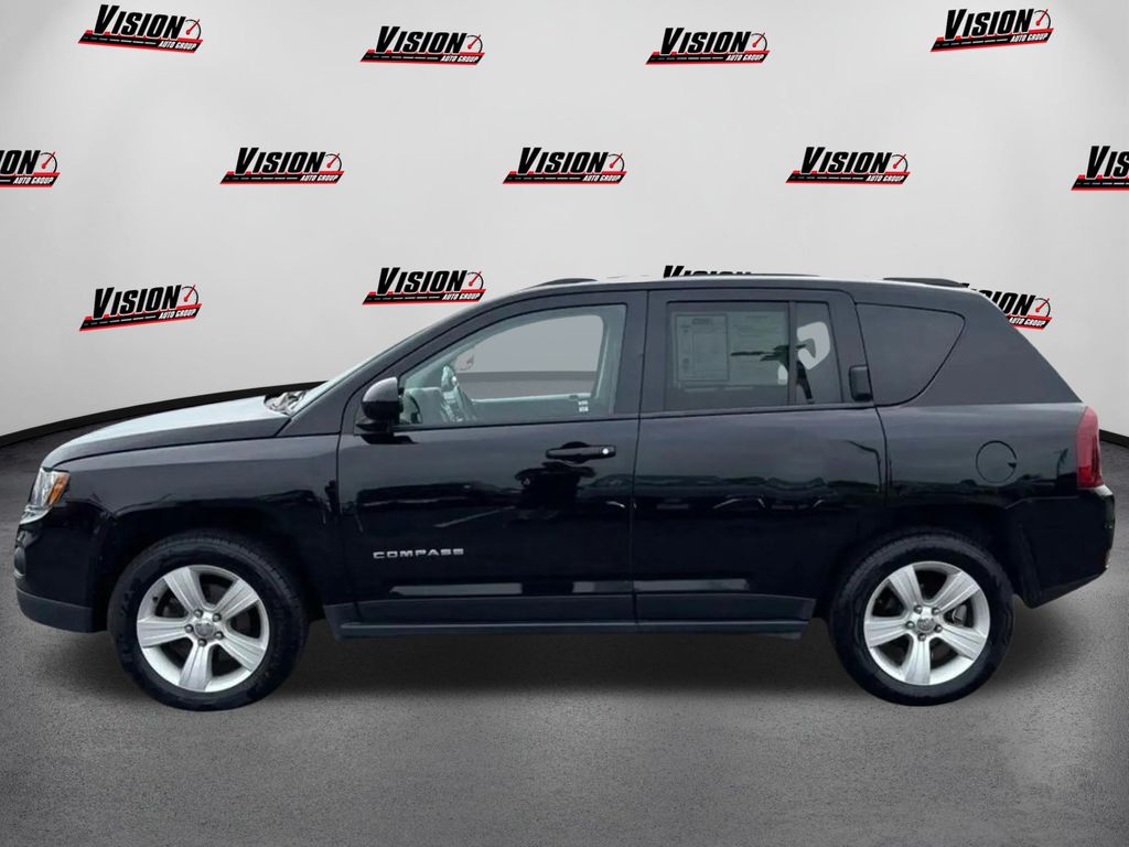 2017 Jeep Compass Latitude photo 8