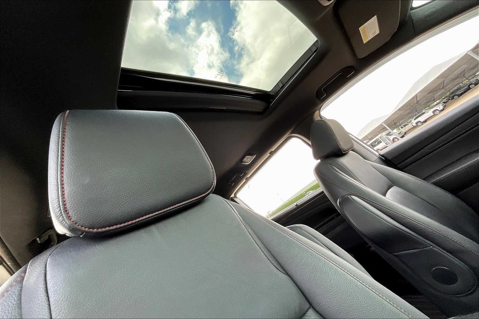 2024 Honda Odyssey Sport photo 12