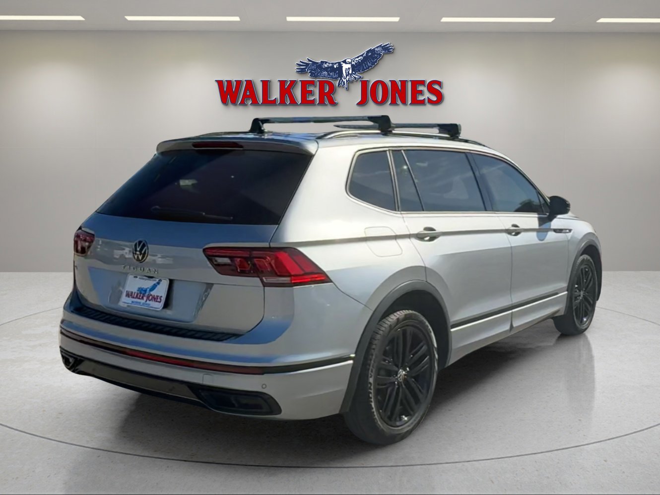 2022 Volkswagen Tiguan SE R-Line Black photo 3