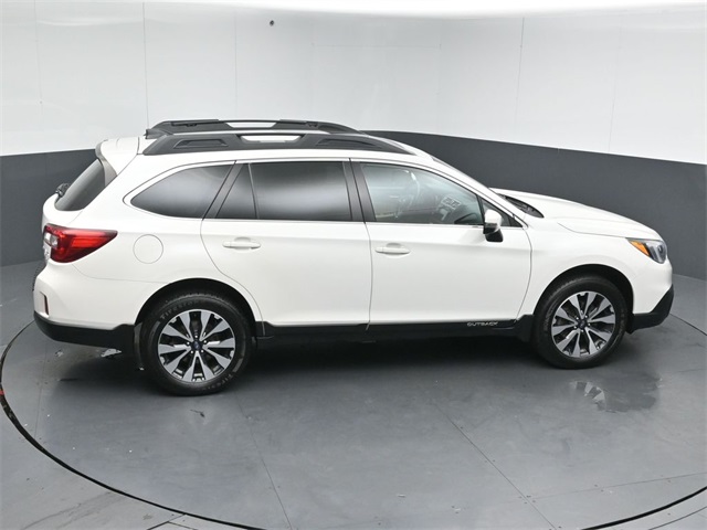 2017 SUBARU OUTBACK - Image 49