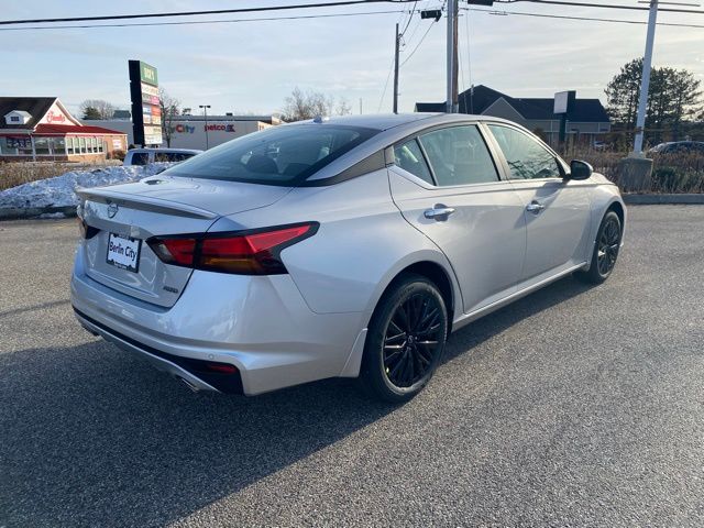 2025 Nissan Altima 2.5 SV photo 3