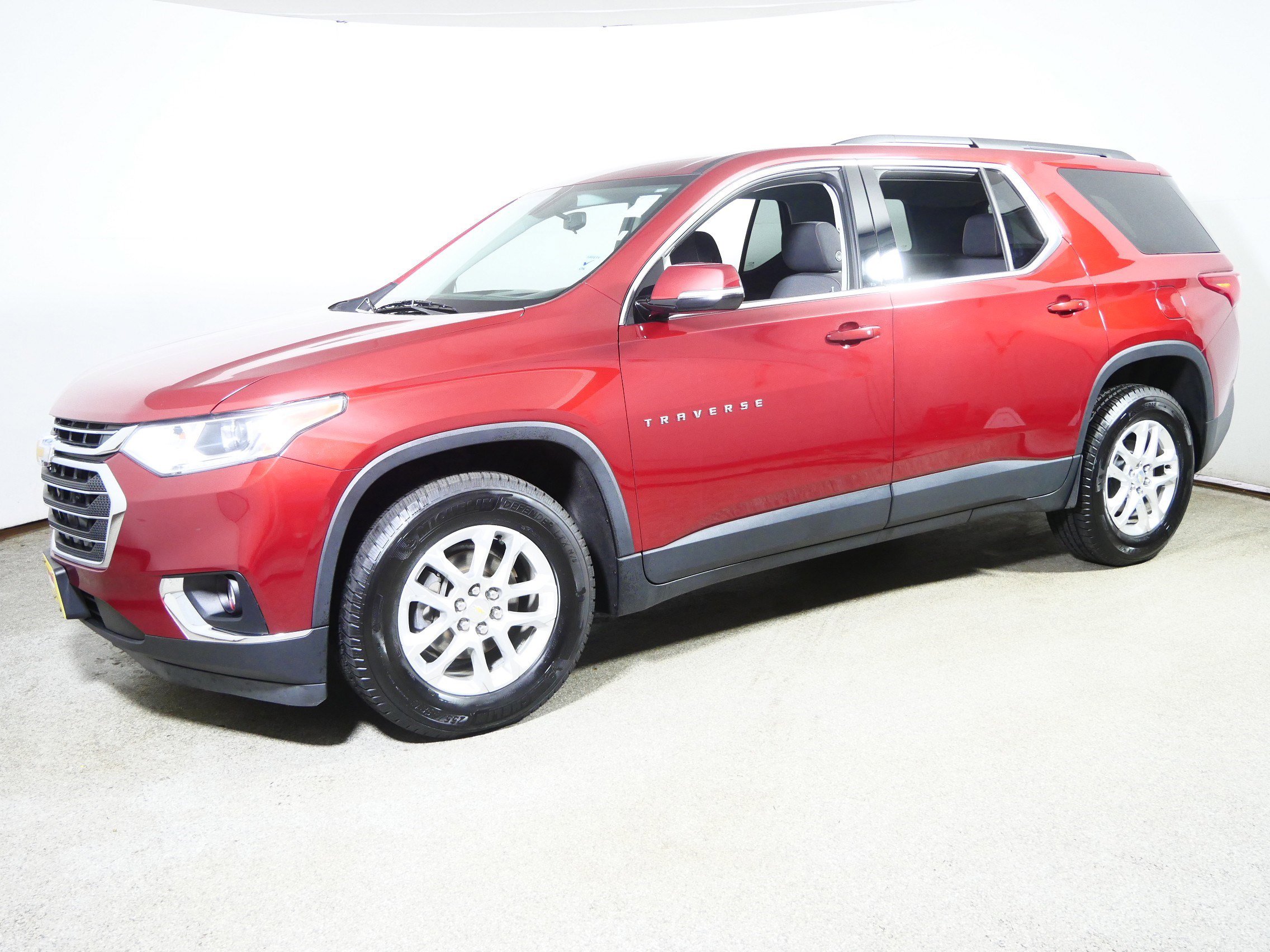 2020 Chevrolet Traverse Cloth photo 3