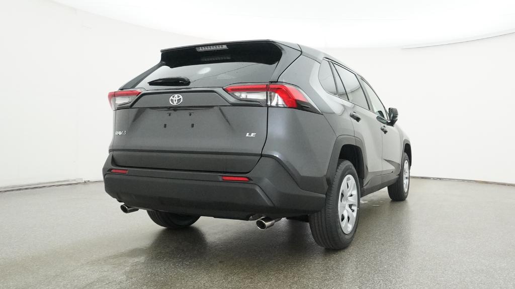 2025 Toyota RAV4 LE photo 16