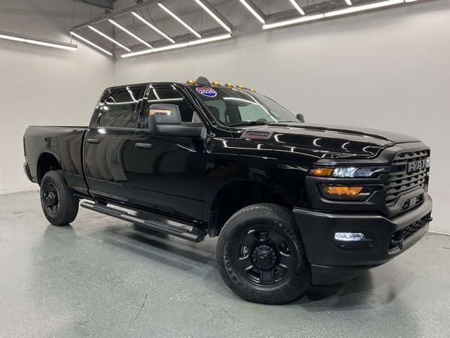 2026 Ram 2500 Tradesman photo 2