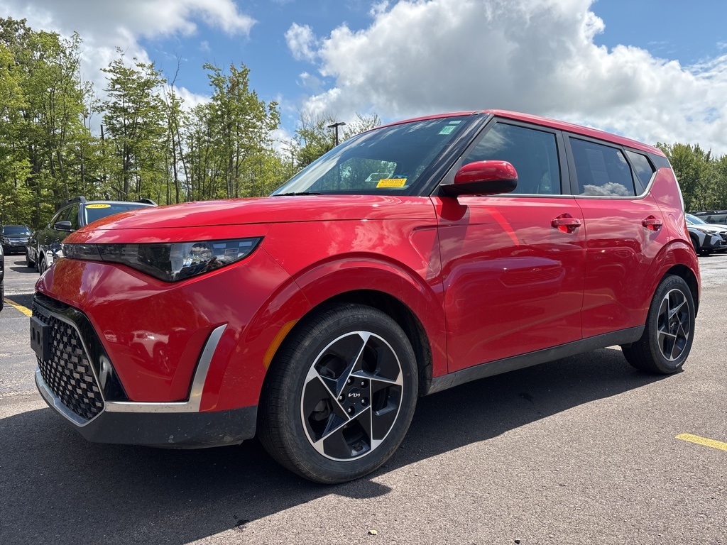 2023 Kia Soul EX photo 4