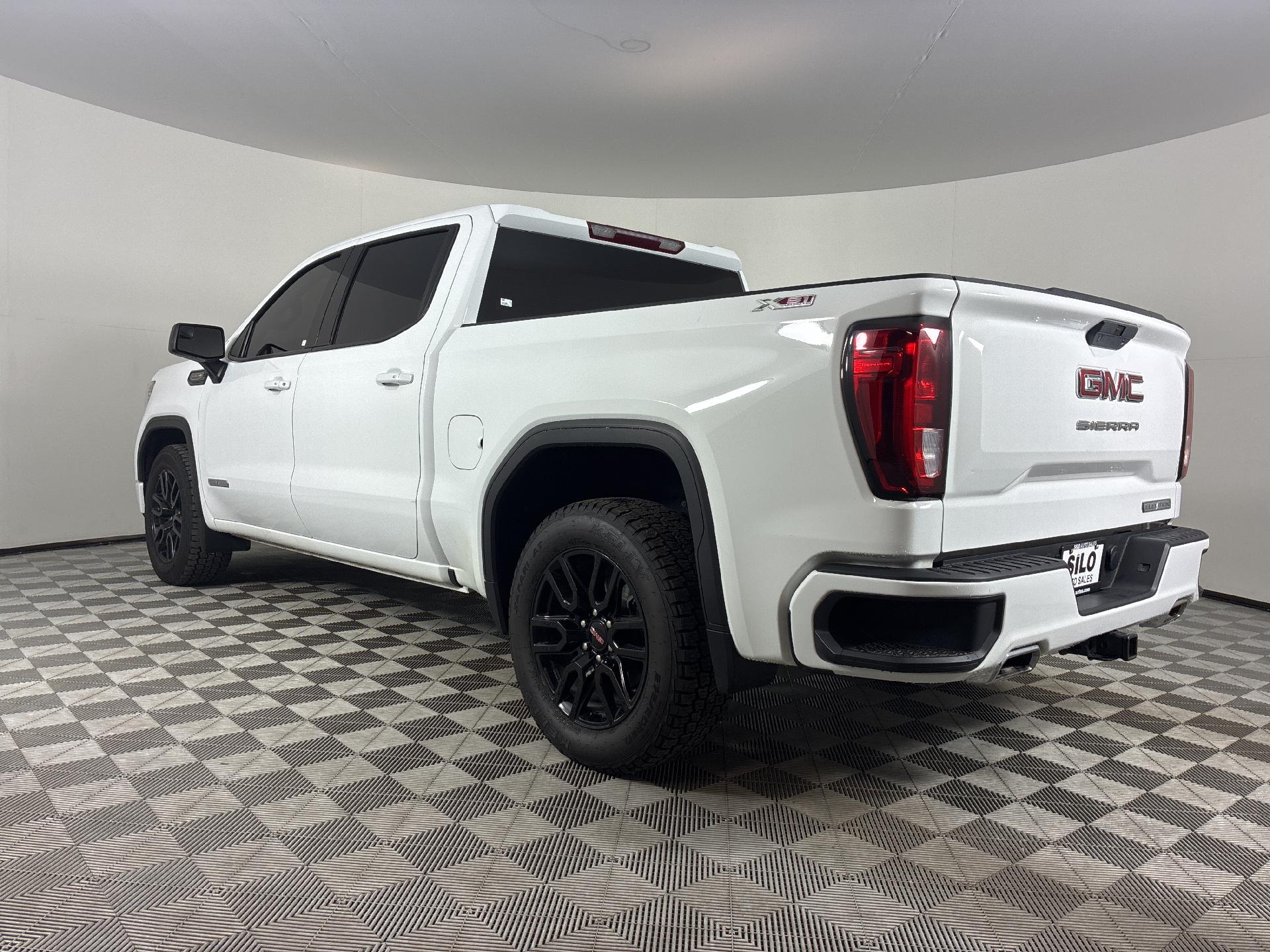 2020 Gmc Sierra 1500 Elevation photo 3