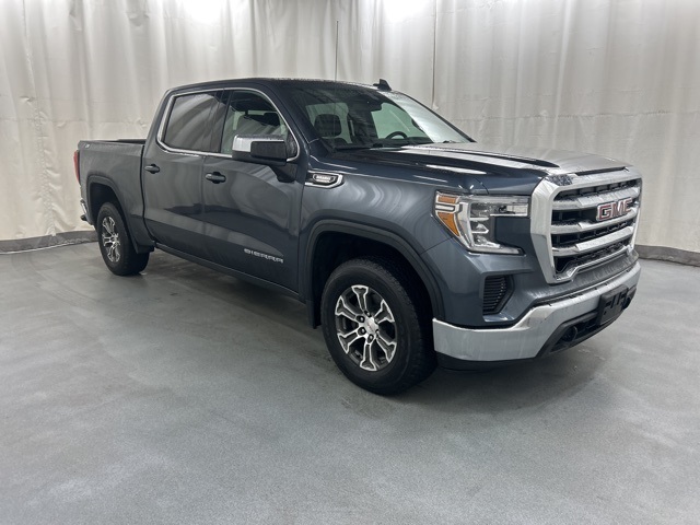 2021 GMC Sierra 1500 SLE's photo