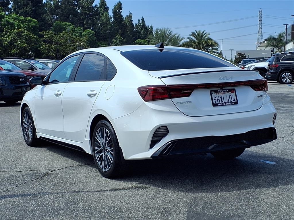 2023 Kia Forte GT-Line photo 3