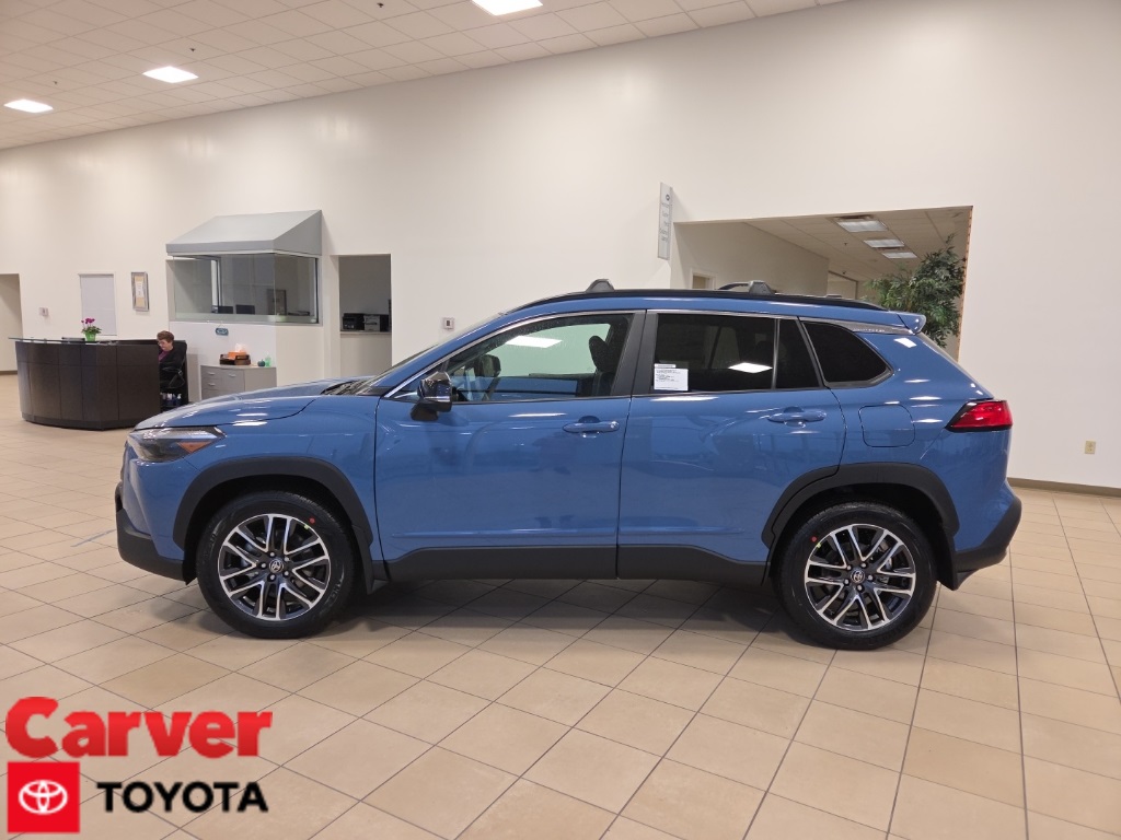 2026 Toyota Corolla Cross XLE's photo