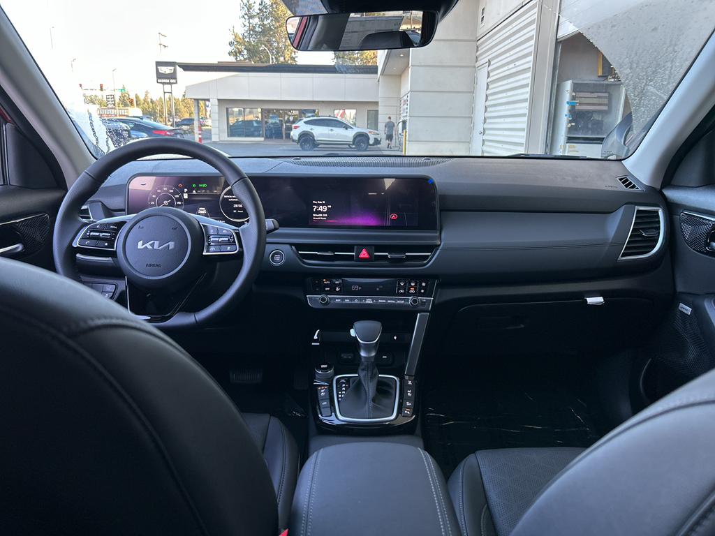 2026 Kia Seltos SX photo 15