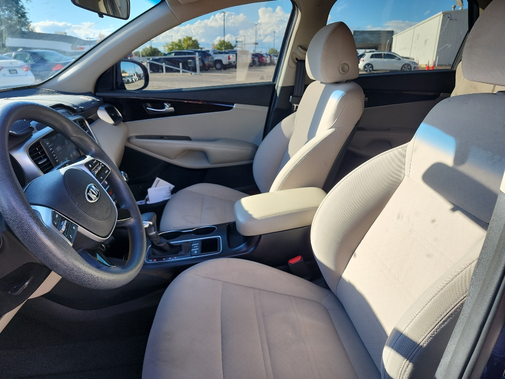2019 Kia Sorento LX V6 photo 11