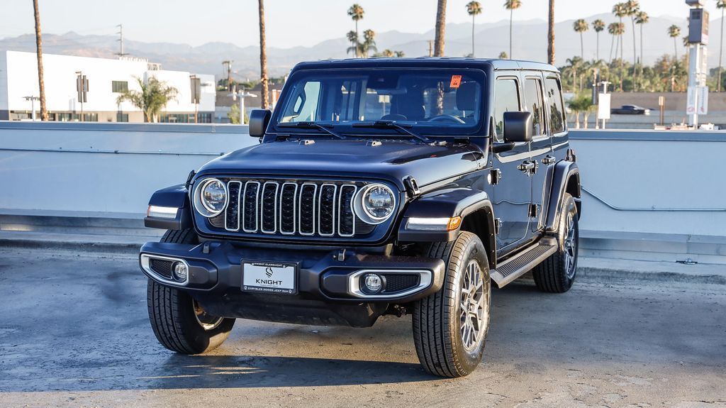2024 Jeep Wrangler Sahara photo 3