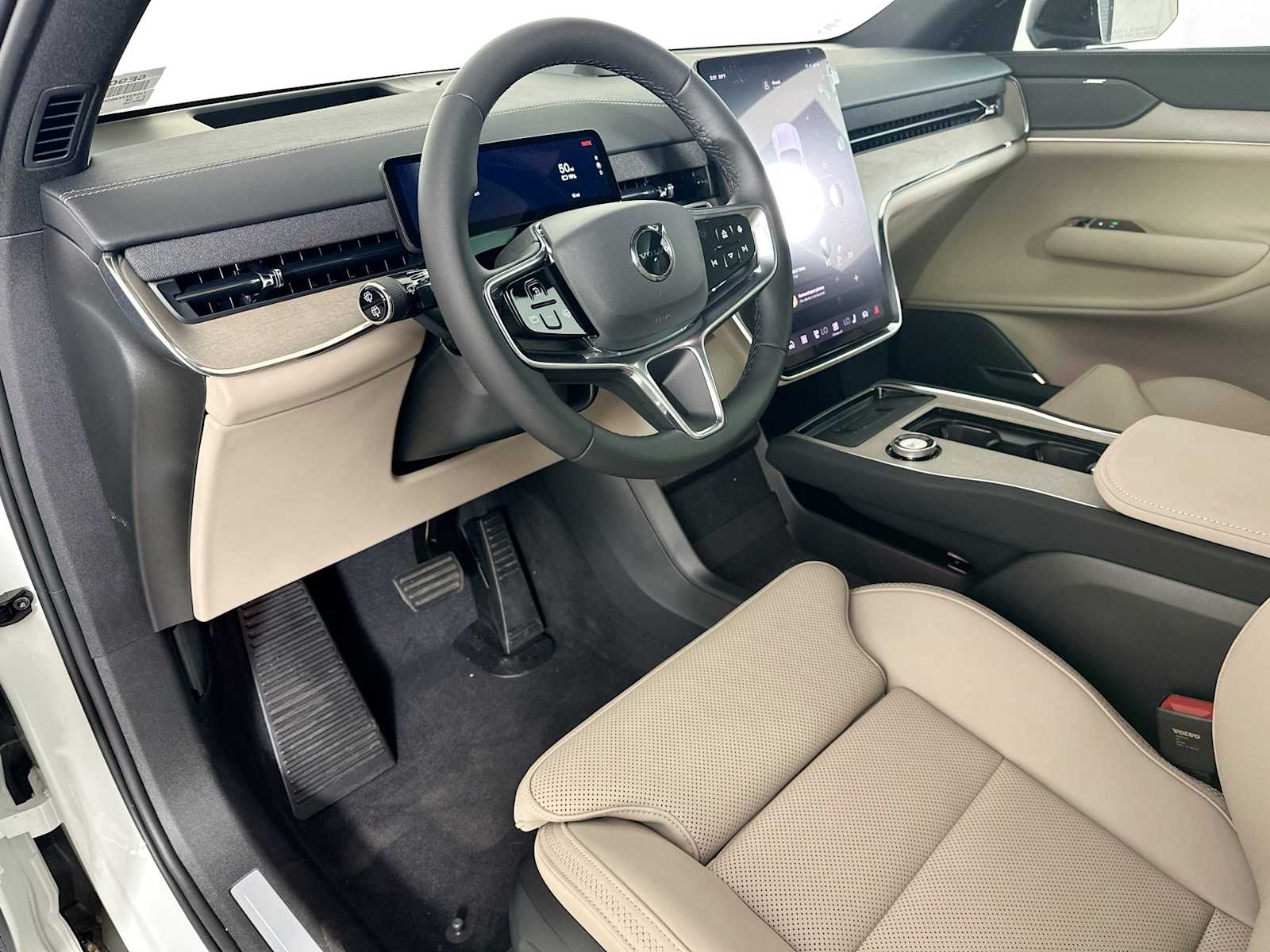 2025 Volvo EX90 Plus photo 9