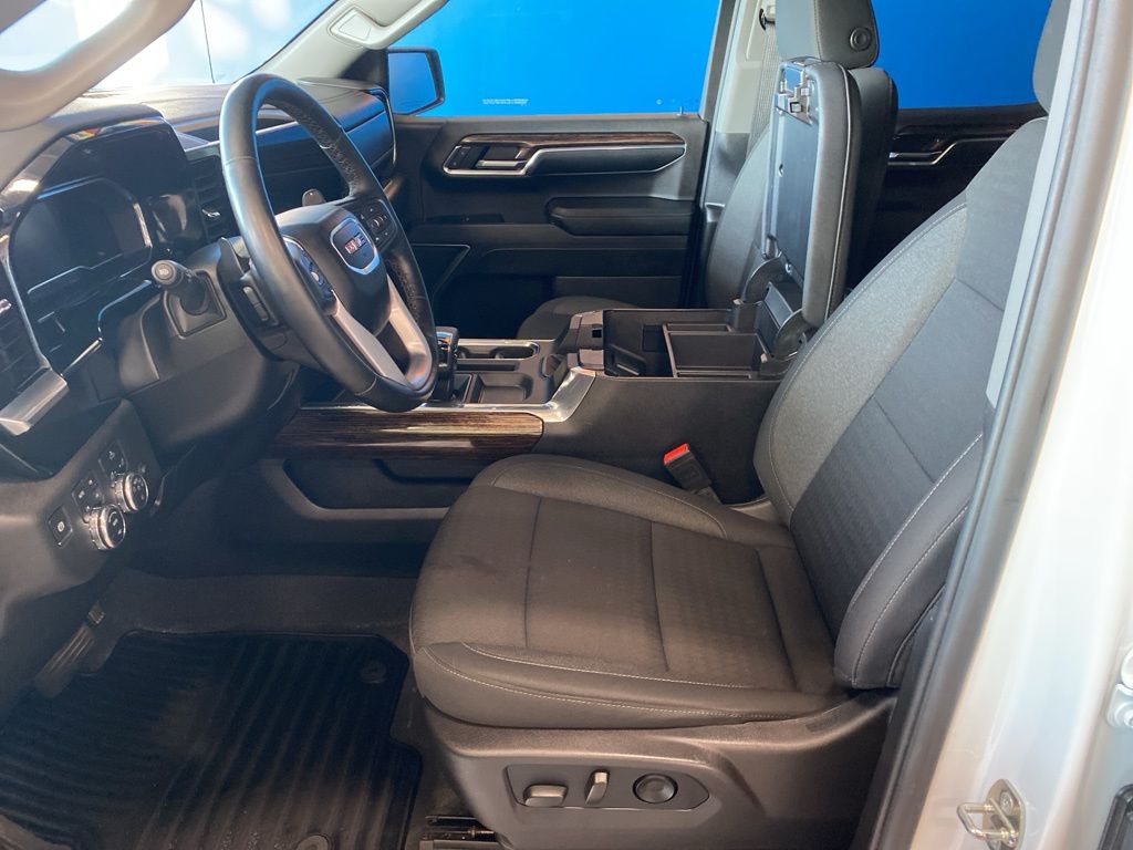 2024 Gmc Sierra 1500 Elevation photo 4