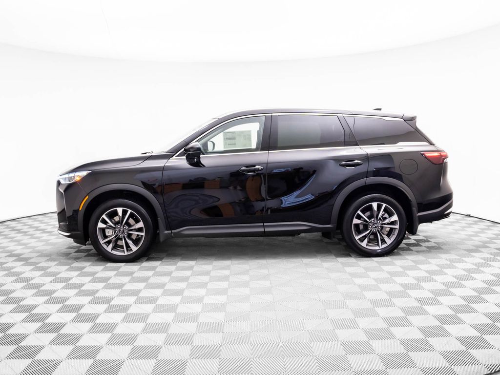 2026 Infiniti QX60 Pure photo 2