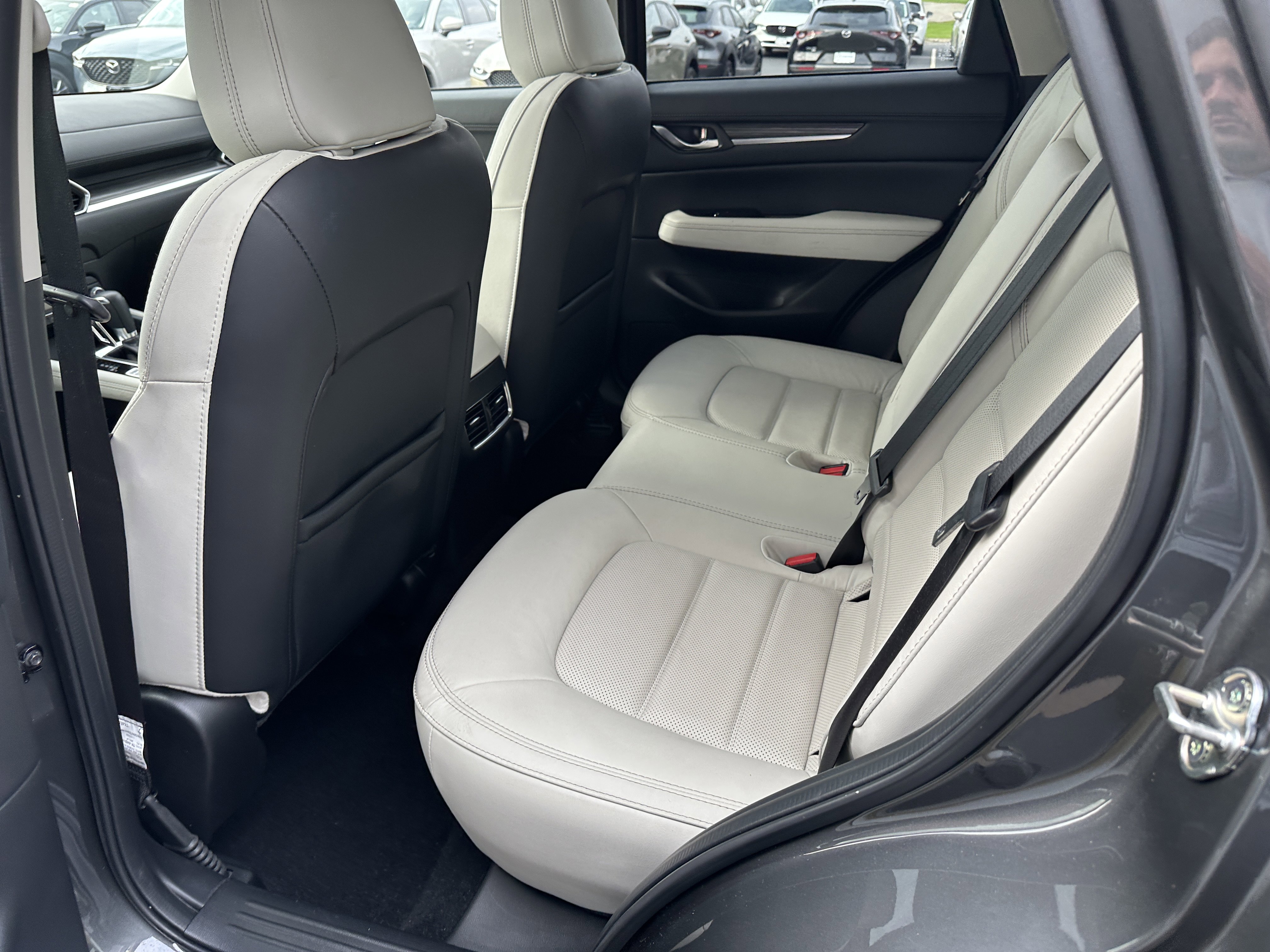 2023 Mazda CX-5 2.5 S Premium photo 2